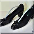 H18. Chanel shoes. 
